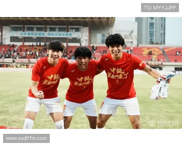 铜梁龙马钰钧携手兄弟共铸辉煌成就喜迎冲超盛典